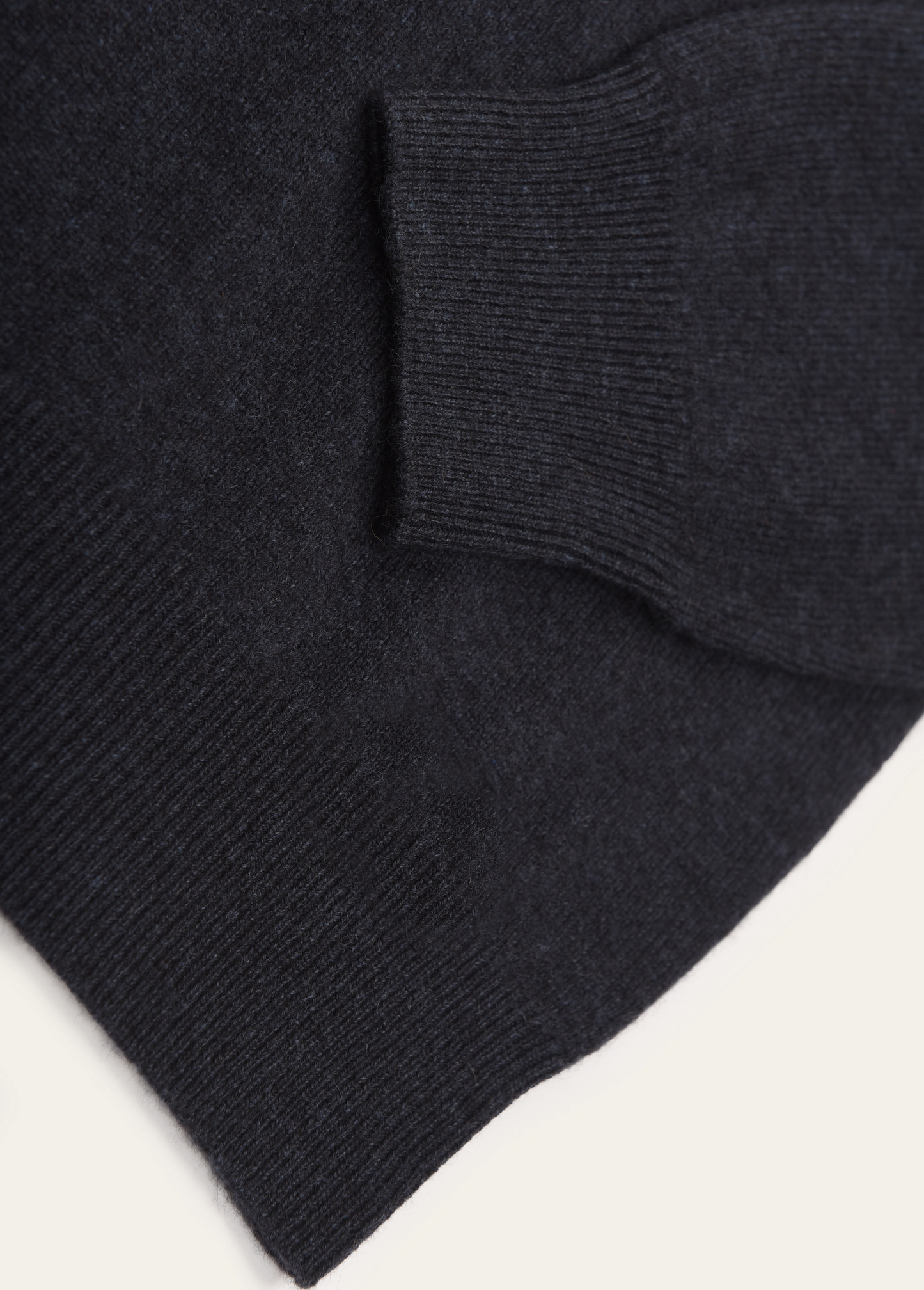 Nugai pánský modrý kašmírový rolák